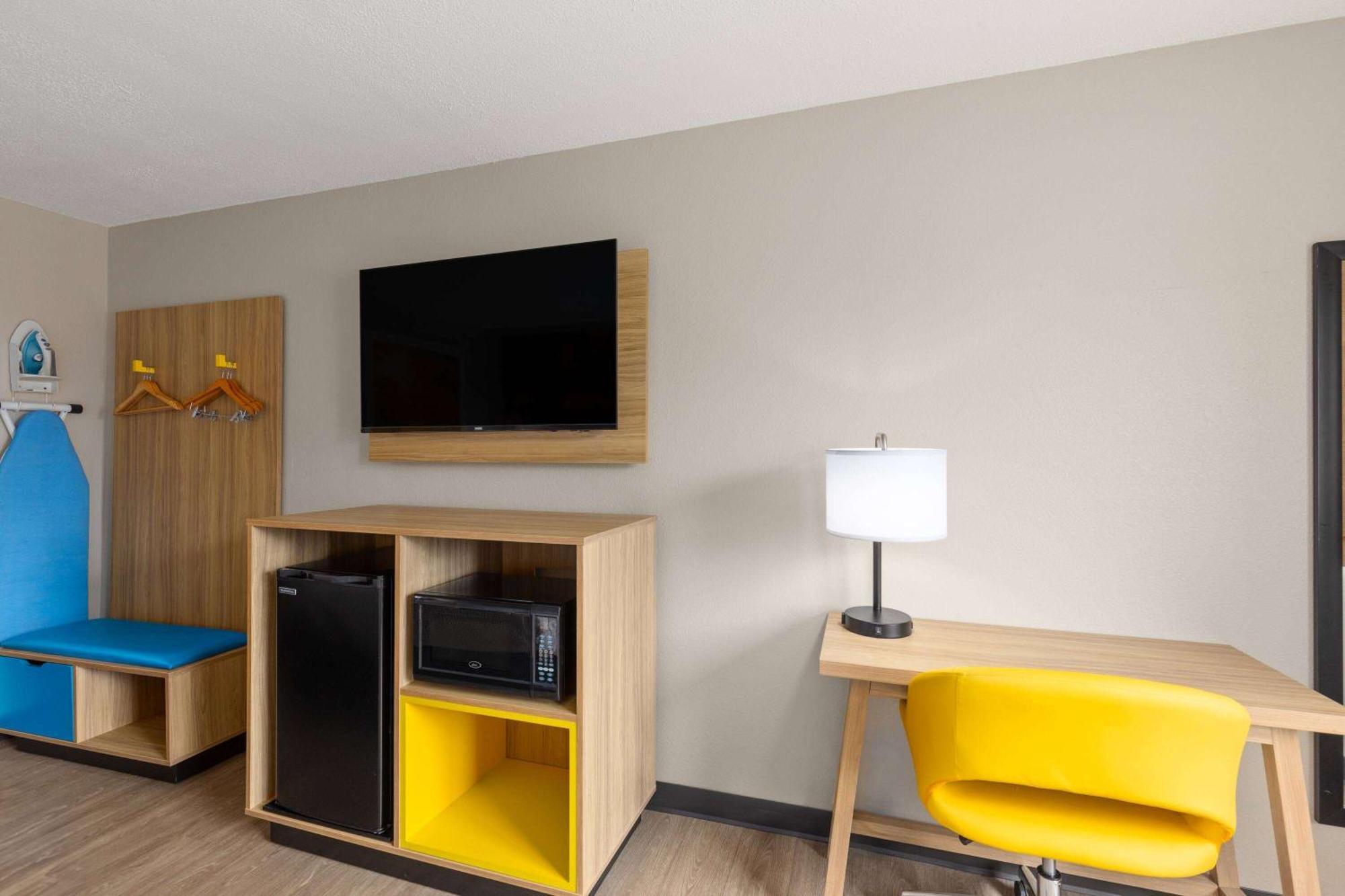 Days Inn By Wyndham Glasgow Eksteriør bilde