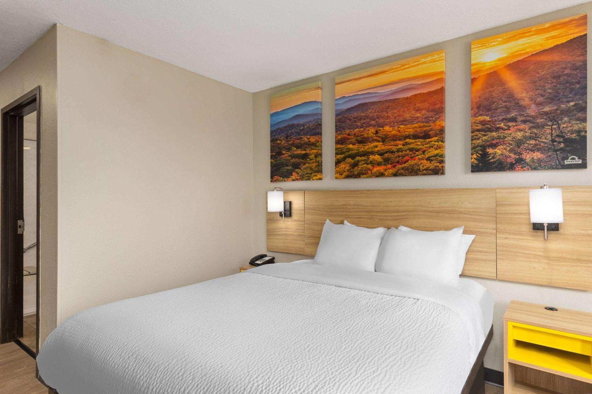 Days Inn By Wyndham Glasgow Eksteriør bilde